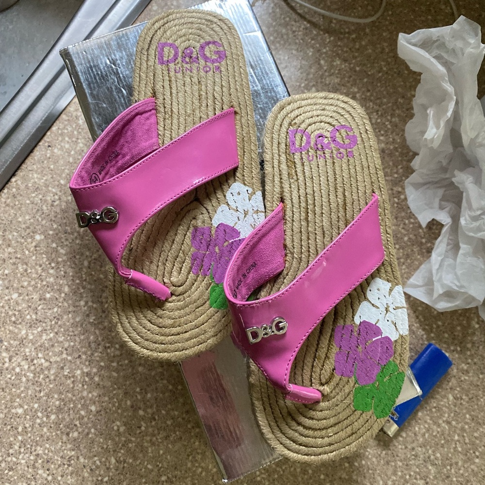 New with Box Authentic Mismatch Childrens Flip Flops
